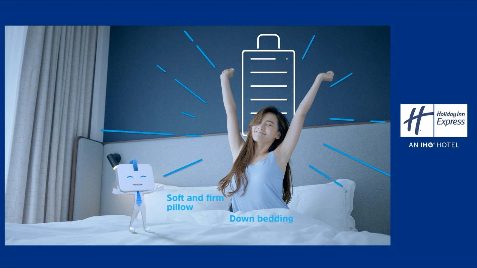 智选假日 TVC 中实拍人物、小智动画与服务图形的组合