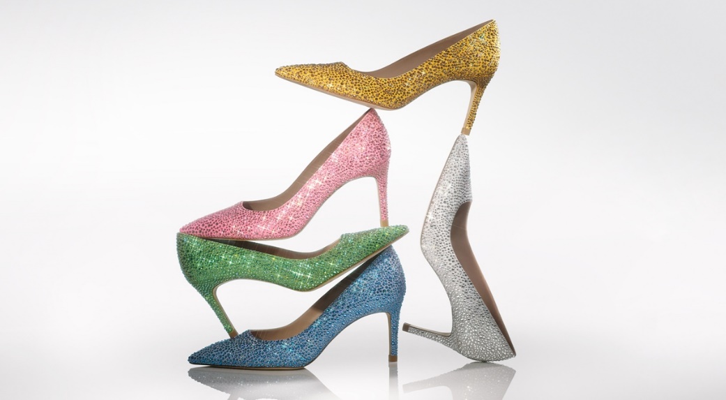 Stuart Weitzman 与 Swarovski 五色水晶高跟鞋